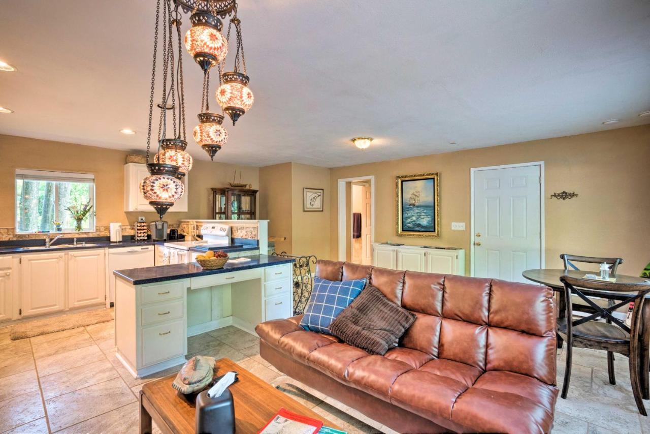 Quaint Riverside Reprieve With Kayaks And Floats! Brookings Exterior photo